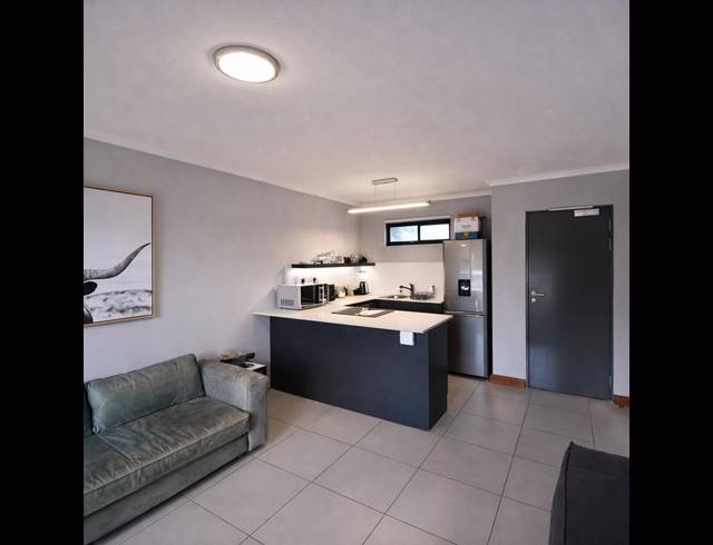 2 BEDROOM PROPERTY TO RENT IN MENLO PARK